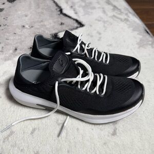 OluKai Kaholo Sneaker